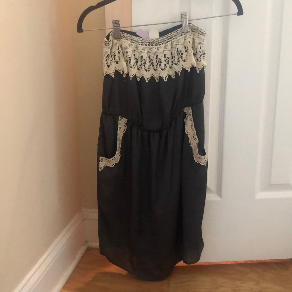 Strapless dress
